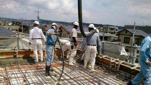5 lý do áo điều hòa phù hợp với công nhân xây dựng